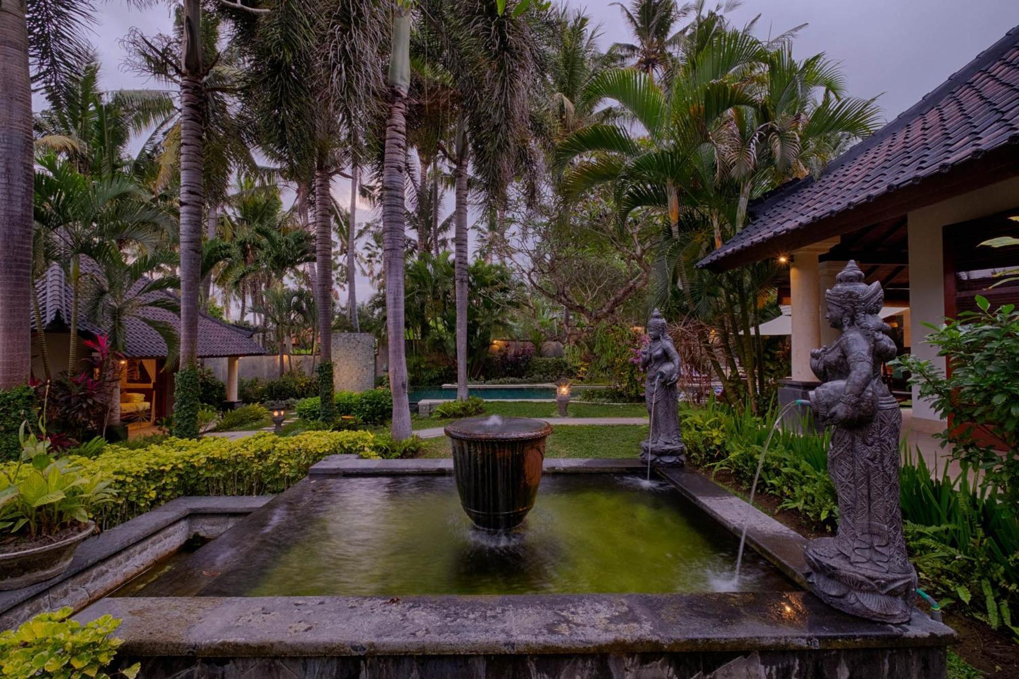 Kutus Kutus Saba Beach Villa Jogyakarta Zewnętrze zdjęcie