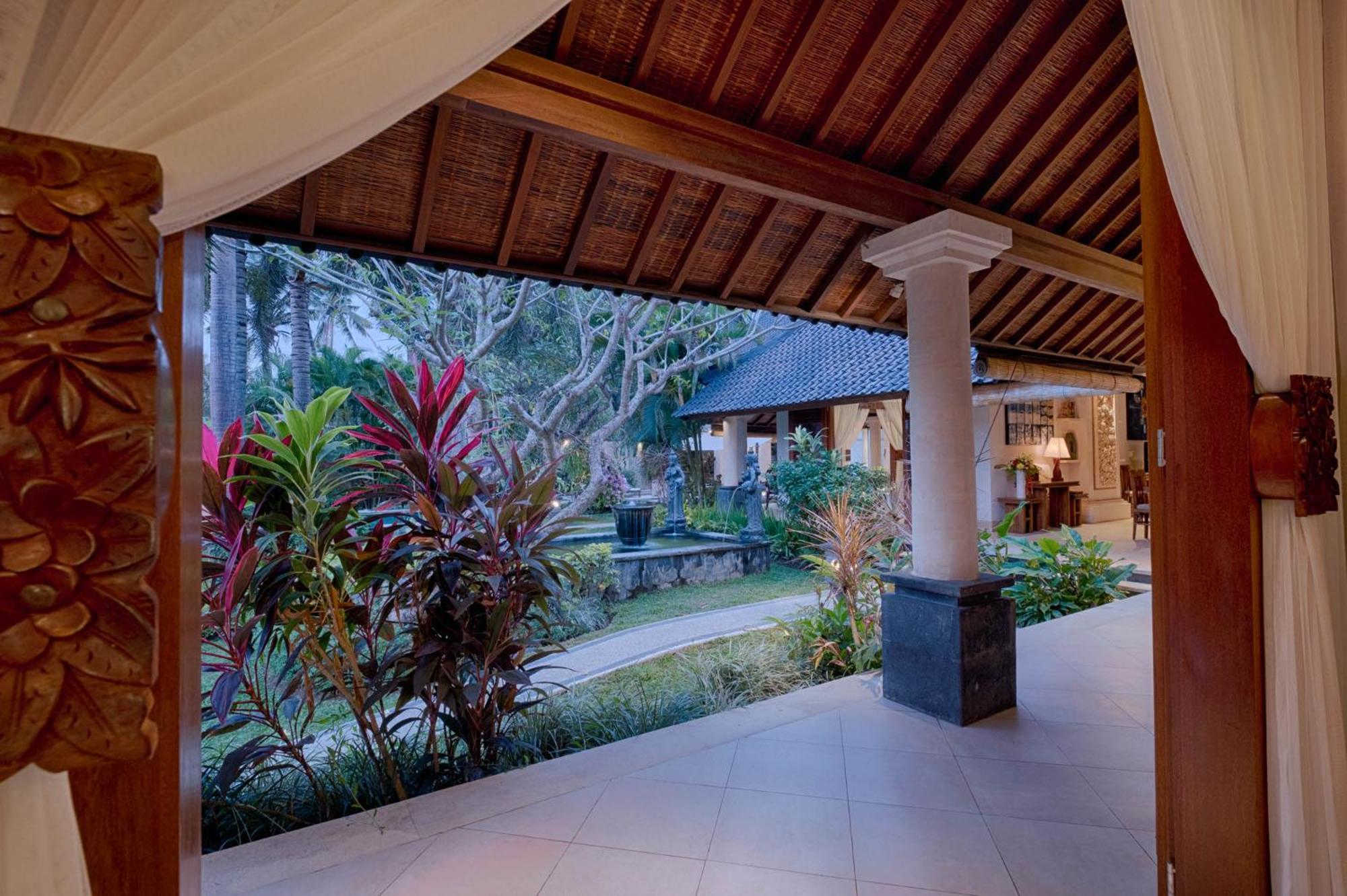 Kutus Kutus Saba Beach Villa Jogyakarta Zewnętrze zdjęcie