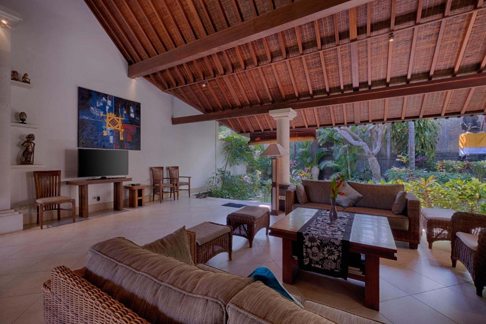 Kutus Kutus Saba Beach Villa Jogyakarta Zewnętrze zdjęcie